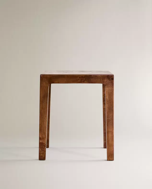 TABLE D’APPOINT BOIS FONCÉ offre à 1999 Dh sur ZARA HOME