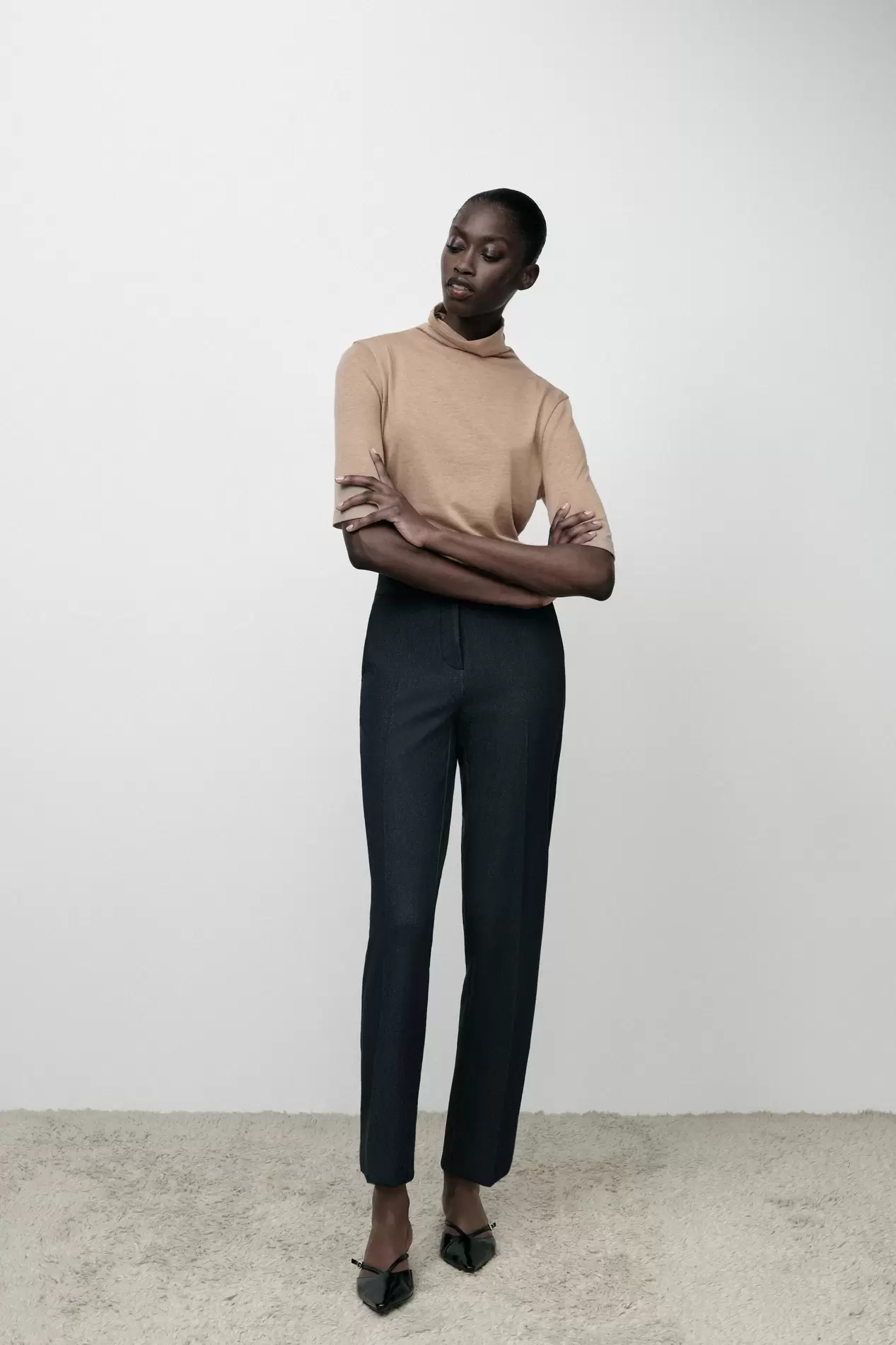 PANTALON 7/8 SOFT offre à 429 Dh sur ZARA