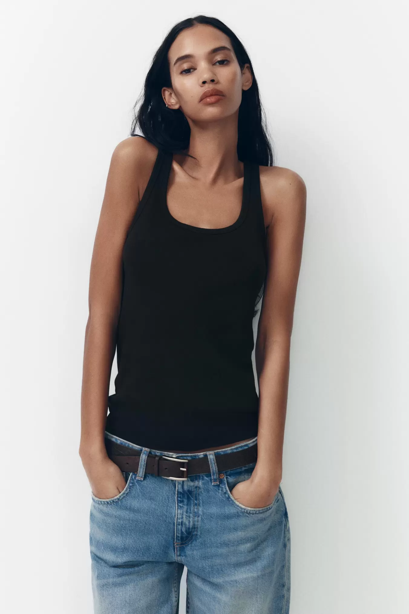 JEAN TRF COUPE LARGE À TAILLE MI-HAUTE LONG offre à 499 Dh sur ZARA