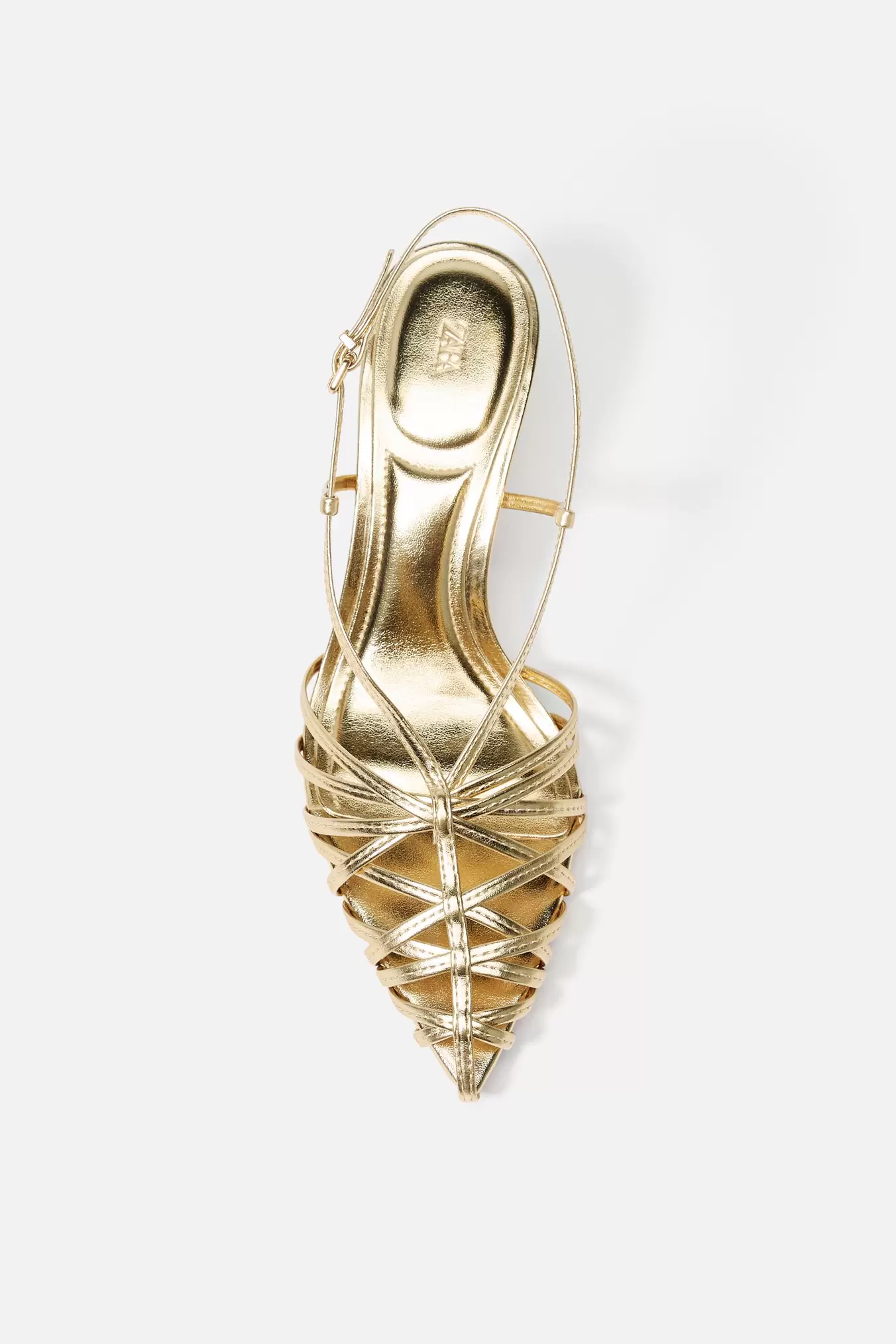 CHAUSSURES À TALONS OUVERTES À L'ARRIÈRE AVEC EFFET MÉTALLISÉ offre à 699 Dh sur ZARA