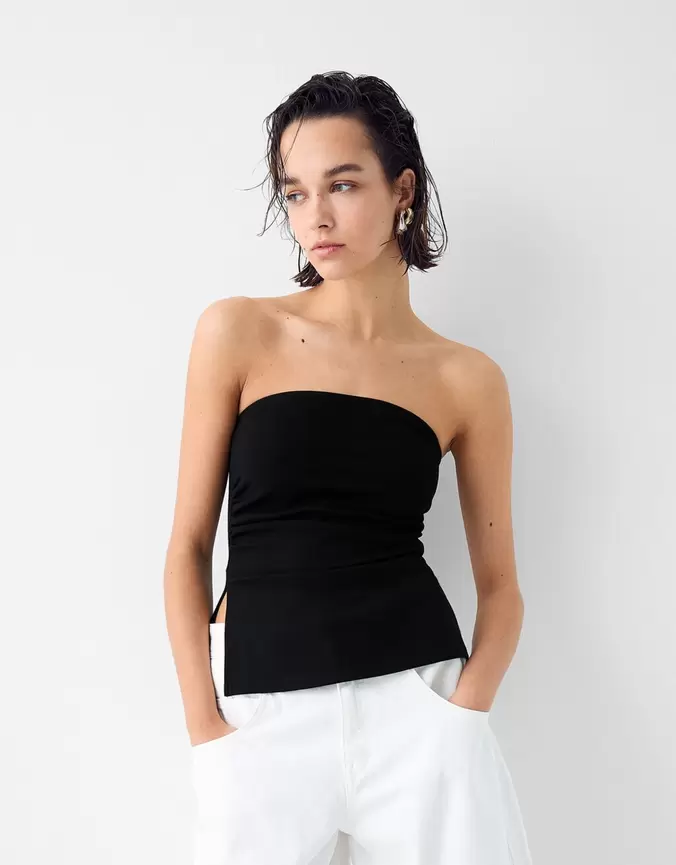 Top bandeau maille milano froncé offre à 169 Dh sur Bershka