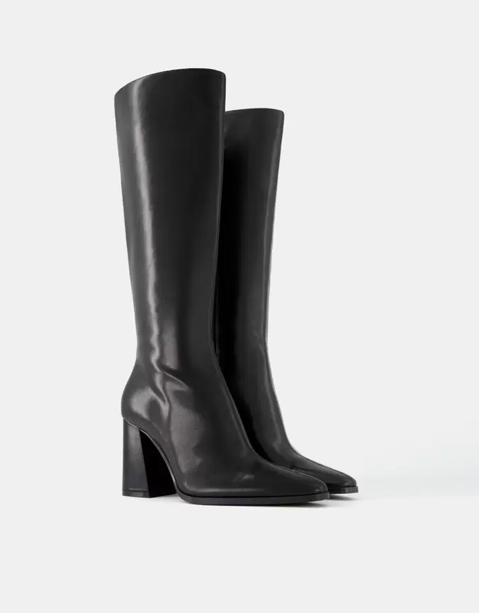 Bottes talon large offre à 849 Dh sur Bershka