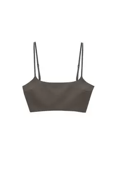 Crop top à bretelles offre à 269 Dh sur Pull & Bear