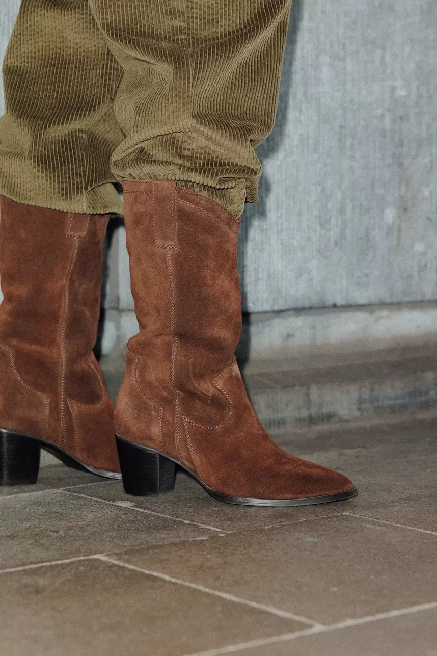 Bottes en cuir western offre à 89,99 Dh sur Promod