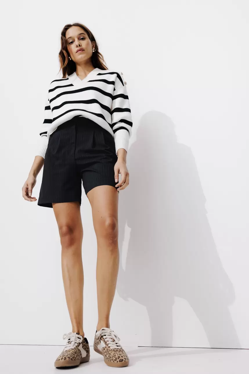 Short chic rayé Femme offre à 19,99 Dh sur Promod