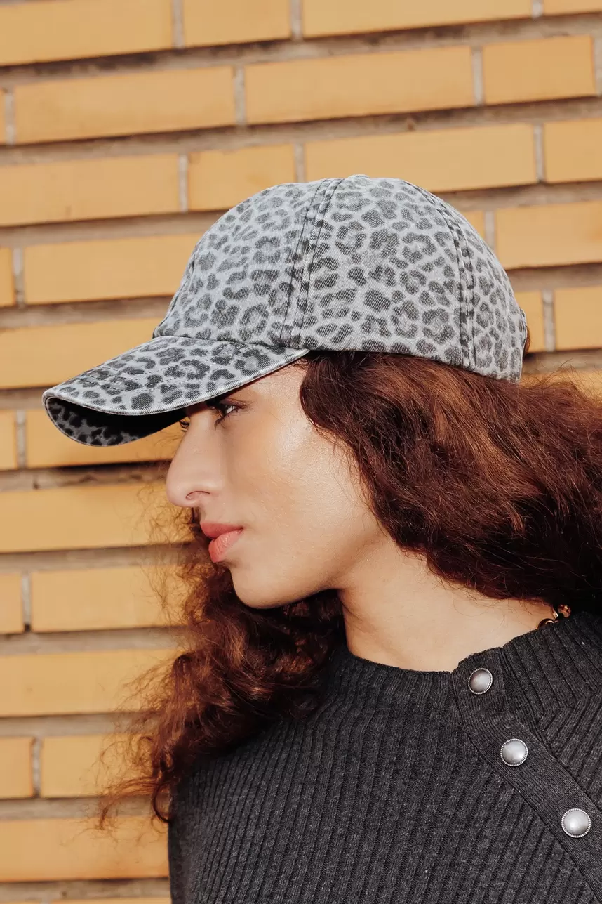 Casquette léopard Femme offre à 17,99 Dh sur Promod