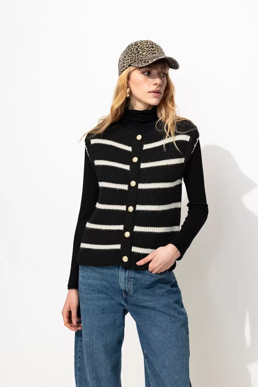 Cardigan sans manches Femme offre à 36,99 Dh sur Promod