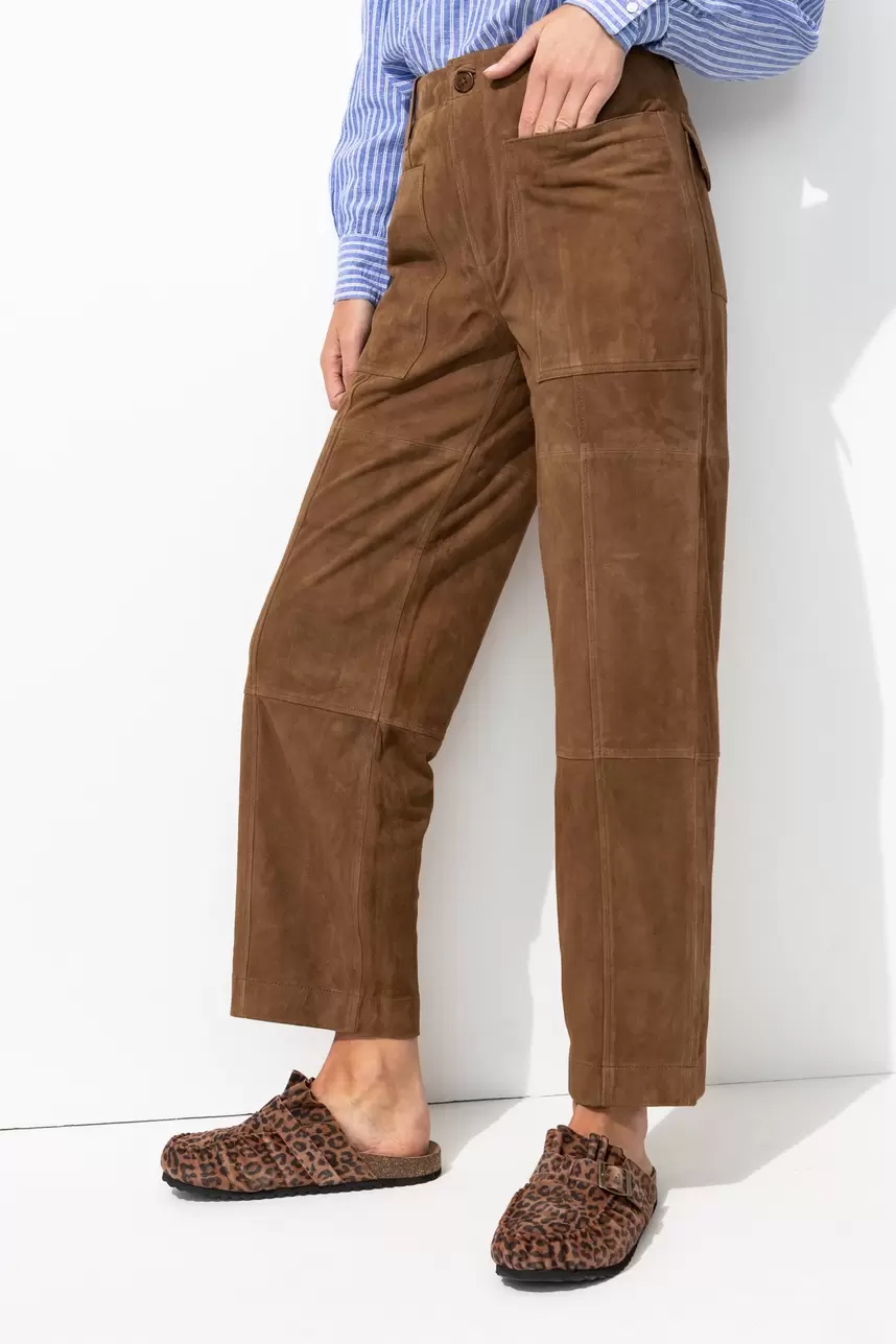 Pantalon 100% cuir daim Femme offre à 149,99 Dh sur Promod