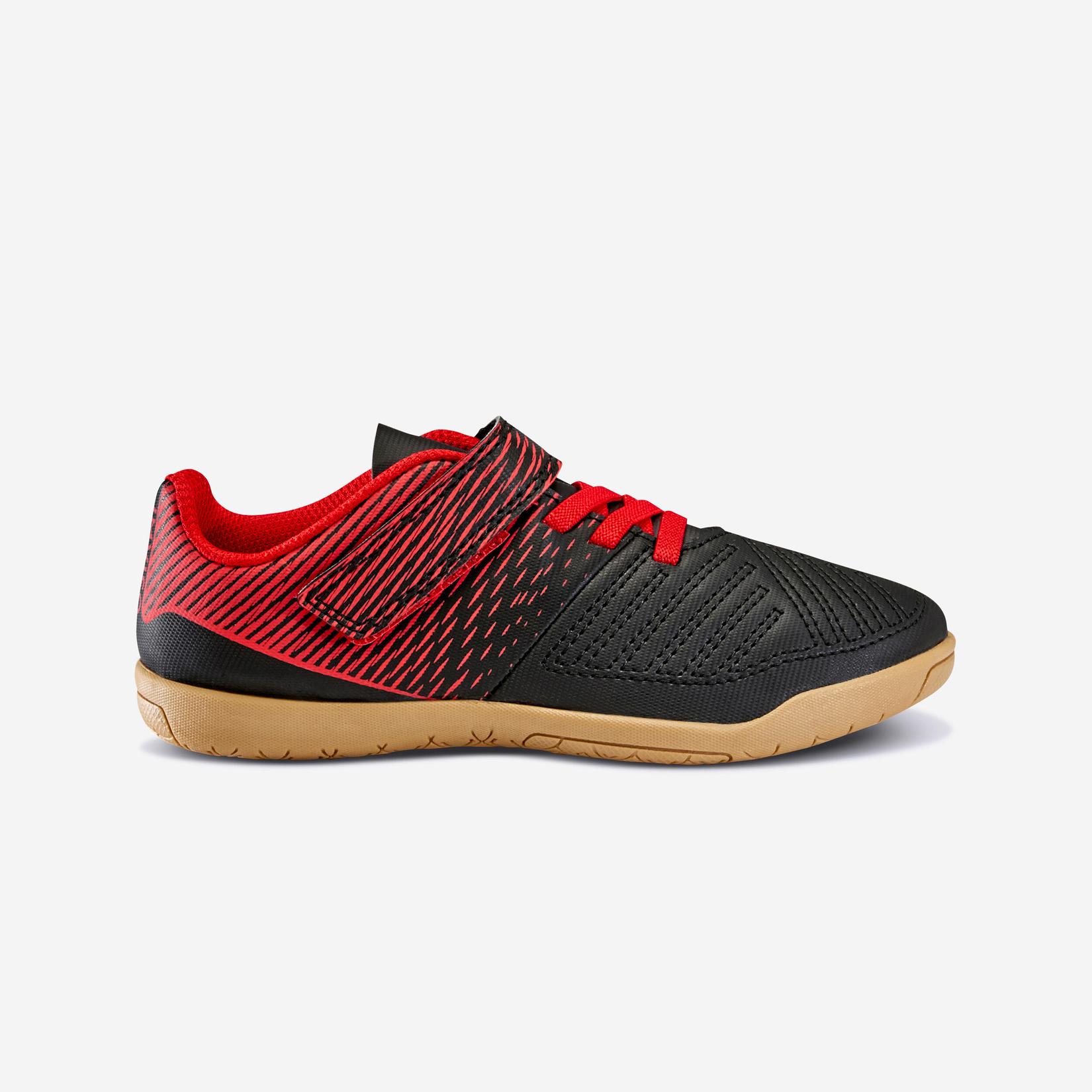 Chaussures de Futsal Baby 100 noir rouge offre à 49 Dh sur Decathlon