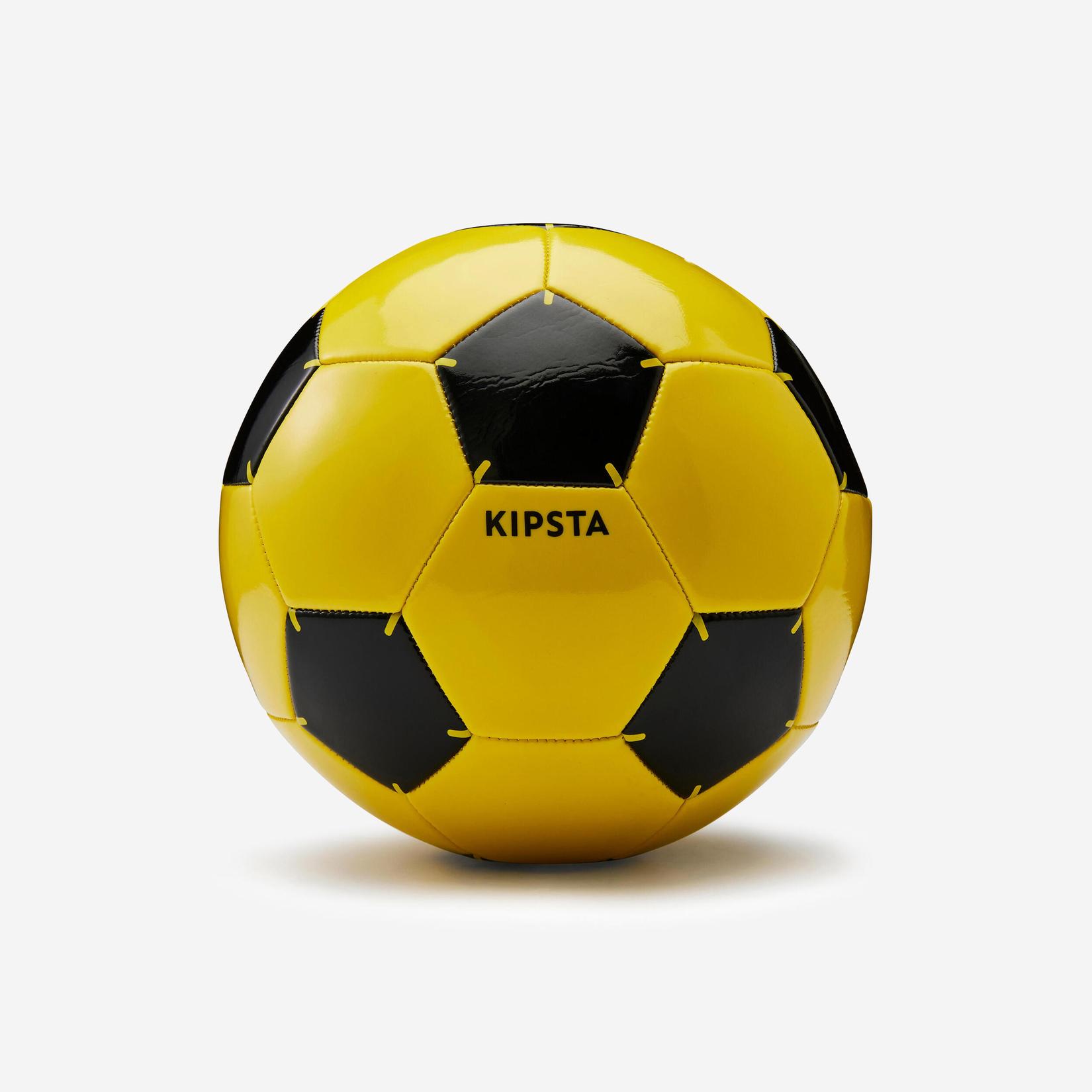 Ballon de football First Kick taille 5 (joueurs de 12 ans et plus) jaune offre à 49 Dh sur Decathlon