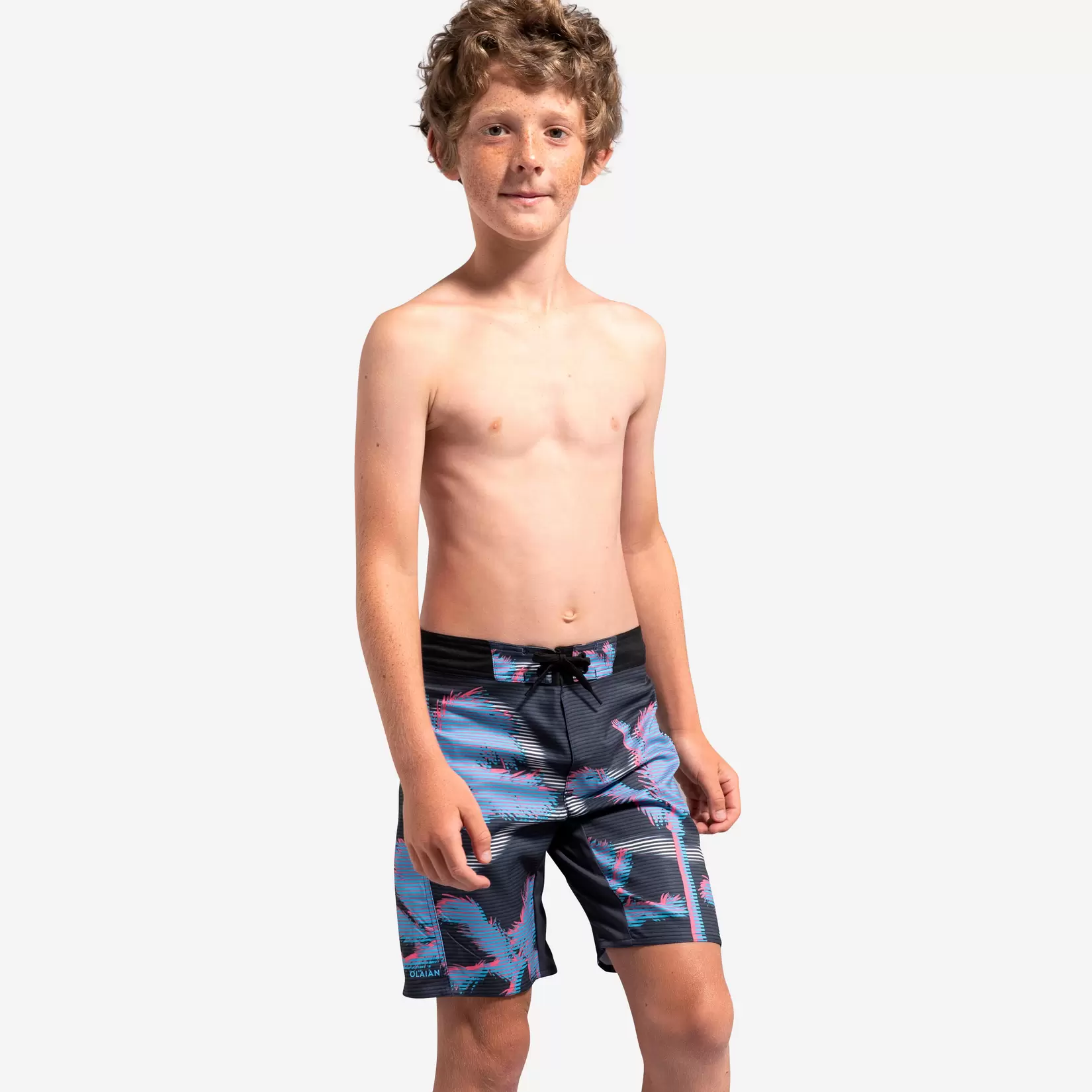 Short de bain 550 violet offre à 69 Dh sur Decathlon