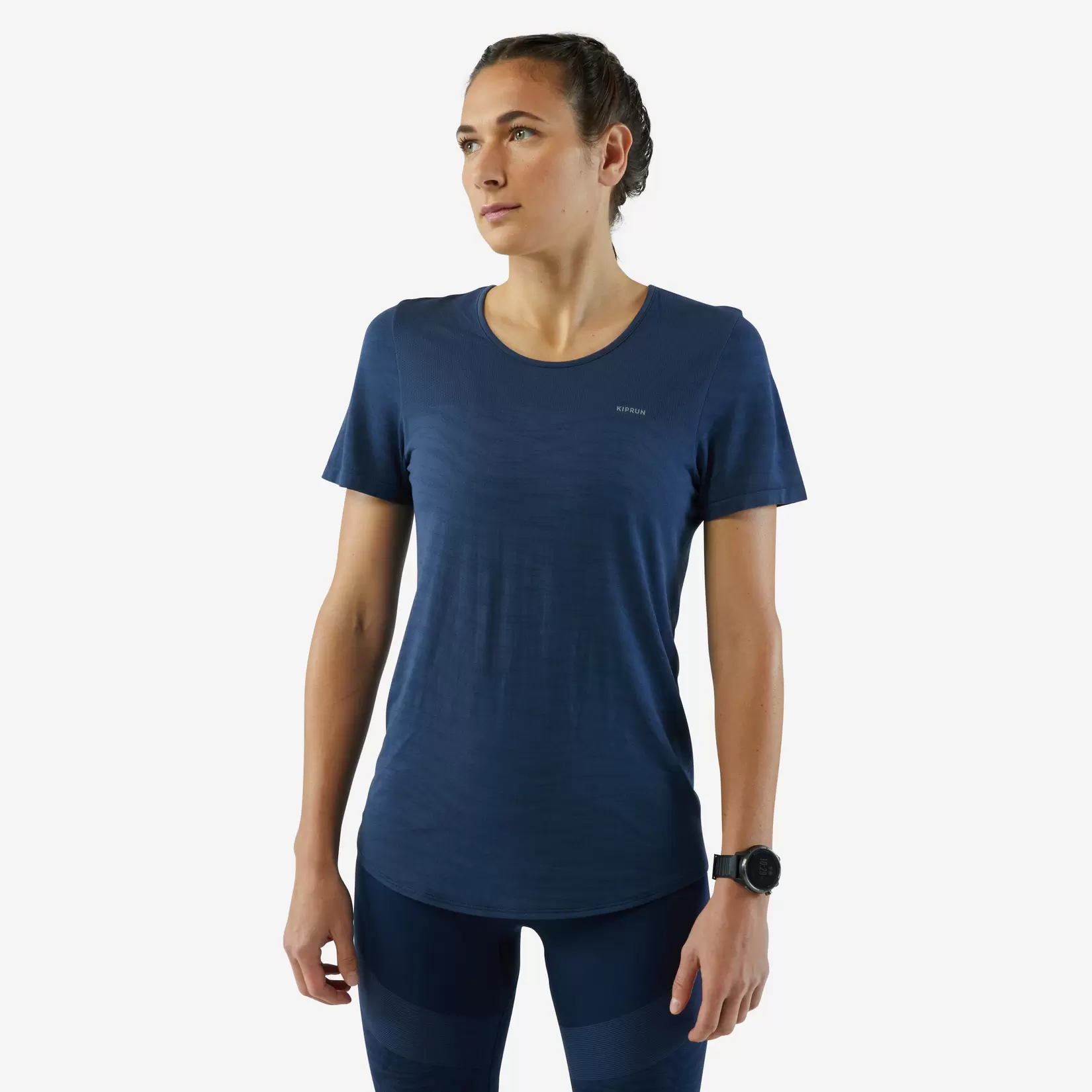 T-shirt running & trail sans couture Femme - KIPRUN Run 500 Confort bleu ardoise offre à 189 Dh sur Decathlon