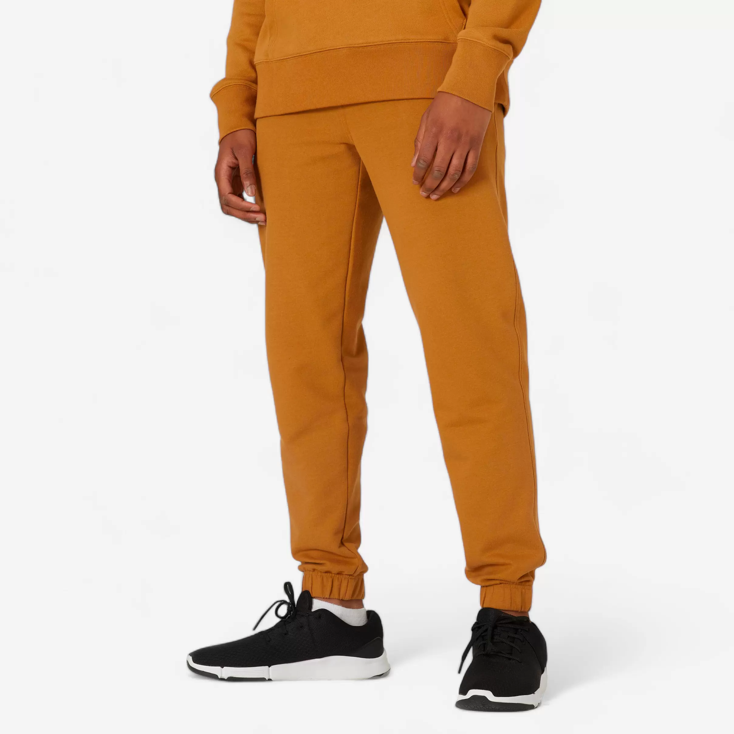 Pantalon jogging fitness Homme - 500 Essentials marron noisette offre à 159 Dh sur Decathlon