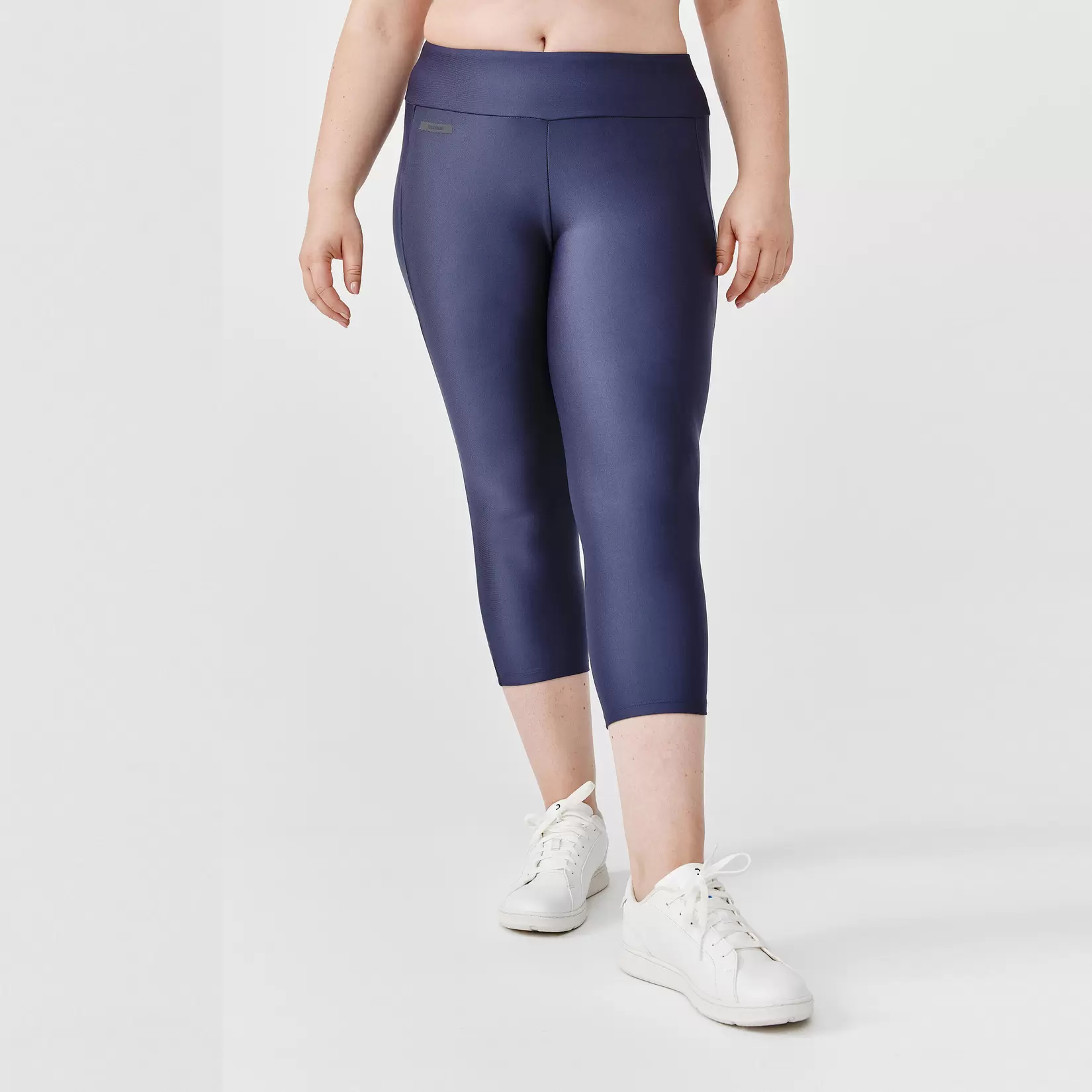 Legging court running Femme - KIPRUN Run 100 bleu foncé offre à 49 Dh sur Decathlon