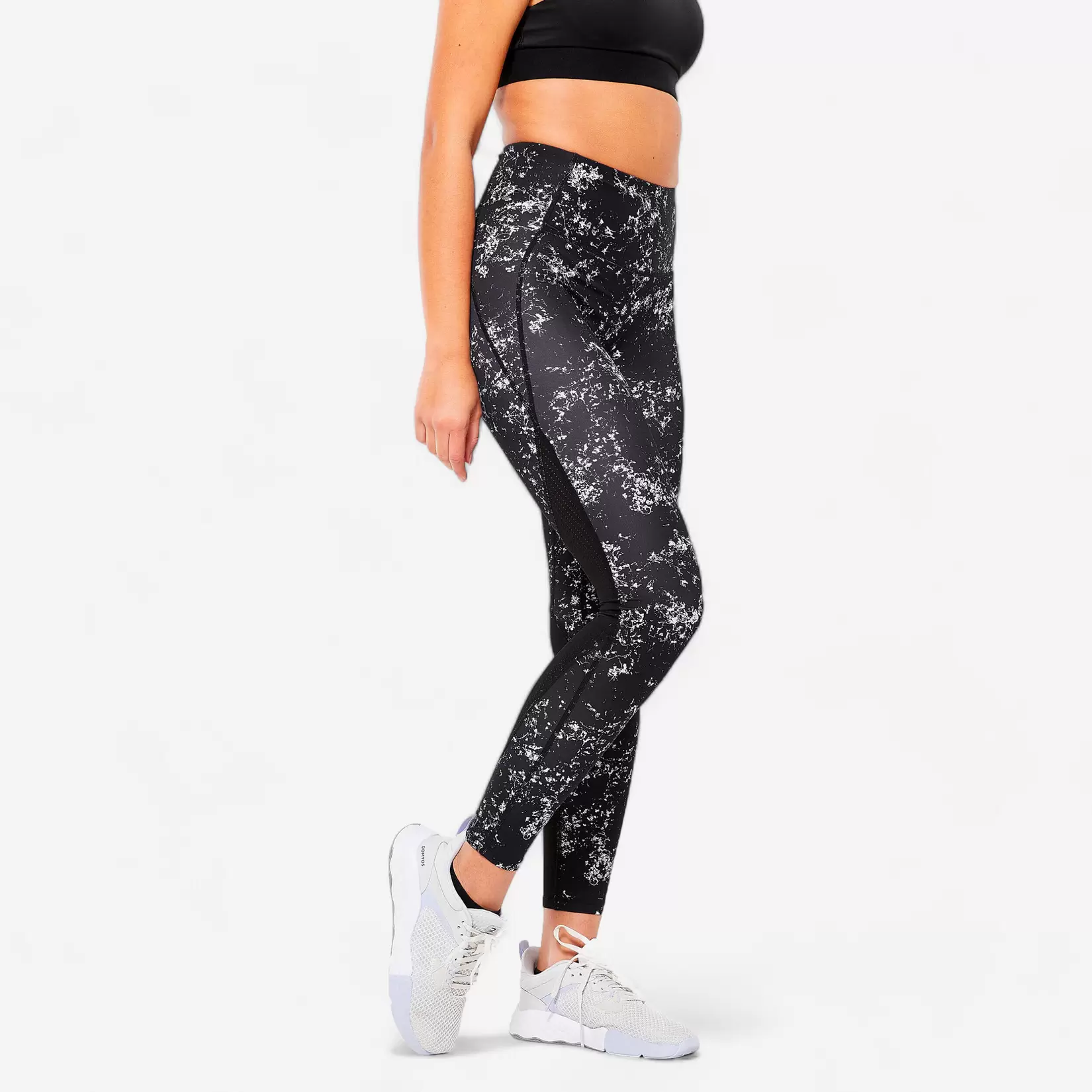 Legging taille haute gainant Fitness Cardio Femme NOIR offre à 129 Dh sur Decathlon