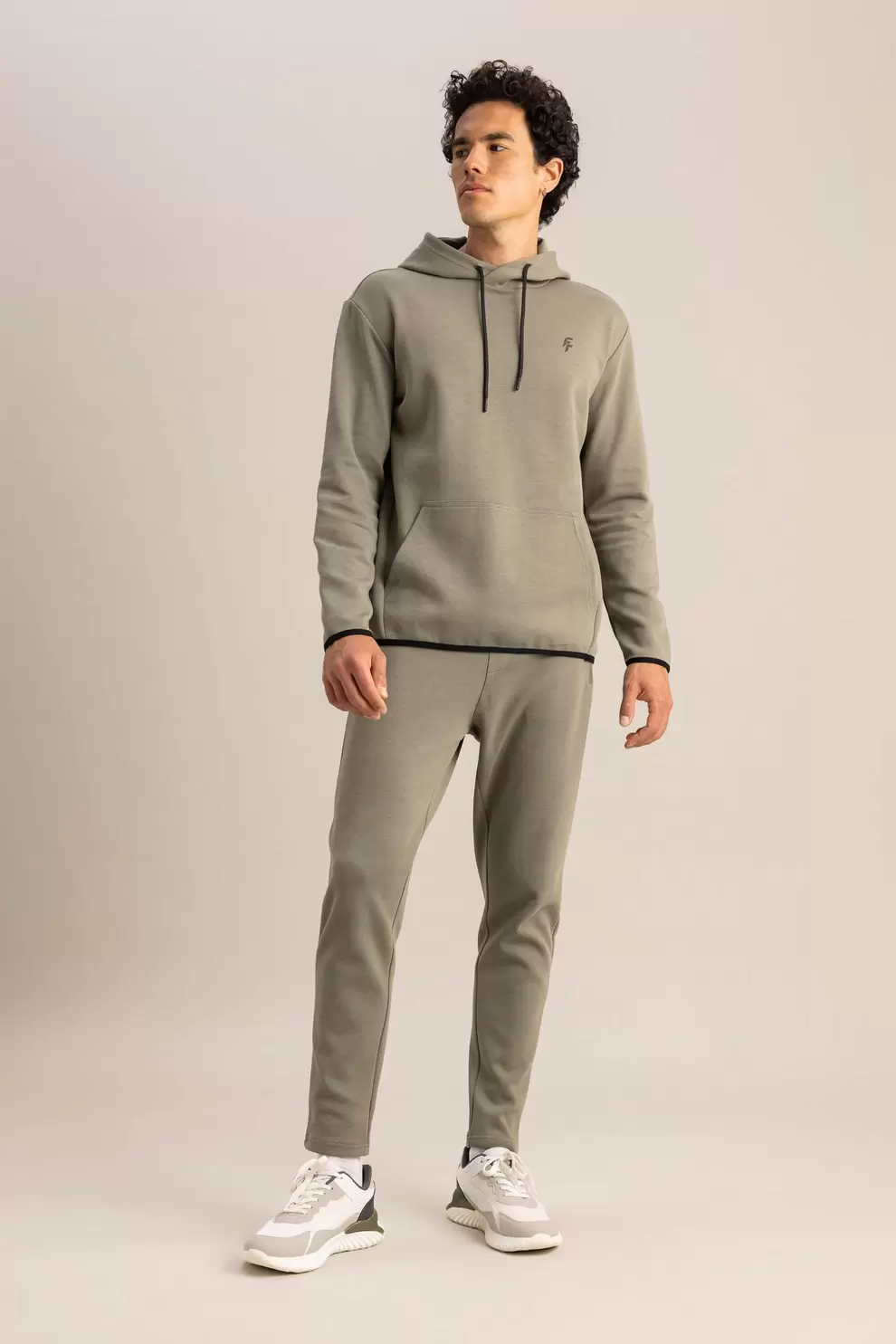 Jogging De Sport Coupe Slim Defacto Fit offre à 199 Dh sur Defacto