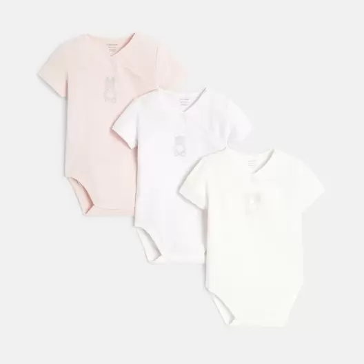 Body croisé (lot de 3) rose naissance offre à 229 Dh sur Okaidi