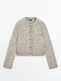 Twill knit cardigan with button detail offre à 1699 Dh sur Massimo Dutti