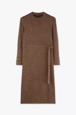 ROBE LONGUE AVEC BOUCLE offre à 249 Dh sur Marwa