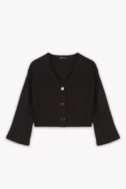 CARDIGAN À BOUTONS offre à 179 Dh sur Marwa