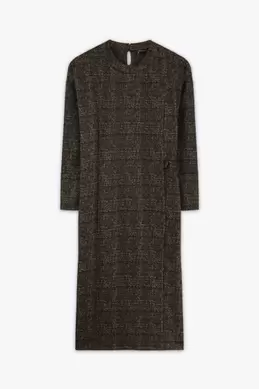 ROBE LONGUE AVEC BOUCLE offre à 229 Dh sur Marwa