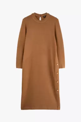 ROBE LONGUE À BOUTONS offre à 279 Dh sur Marwa