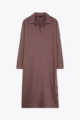 ROBE LONGUE AVEC BOUTONS offre à 279 Dh sur Marwa