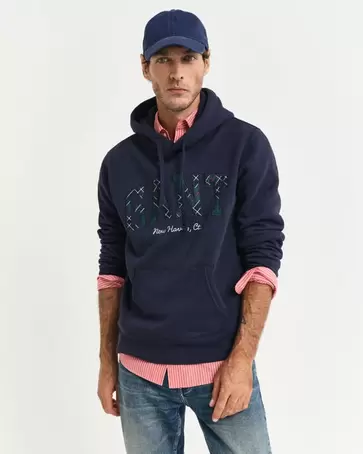 Sweat à capuche sports d’hiver GANT Graphic offre à 150 Dh sur GANT