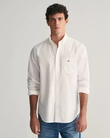 Chemise regular fit en popeline classique offre à 100 Dh sur GANT