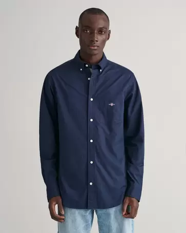 Chemise regular fit en popeline classique offre à 100 Dh sur GANT