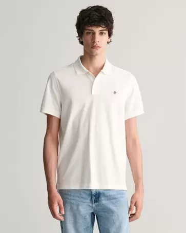 Polo regular fit en coton piqué Shield offre à 90 Dh sur GANT