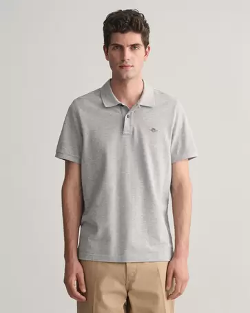 Polo regular fit en coton piqué Shield offre à 90 Dh sur GANT