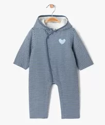 Combinaison pyjama/surpyjama à capuche bébé offre à 13,99 Dh sur GÉMO