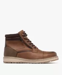 Boots homme fourrées sherpa avec dessus en cuir bout droit offre à 45,49 Dh sur GÉMO