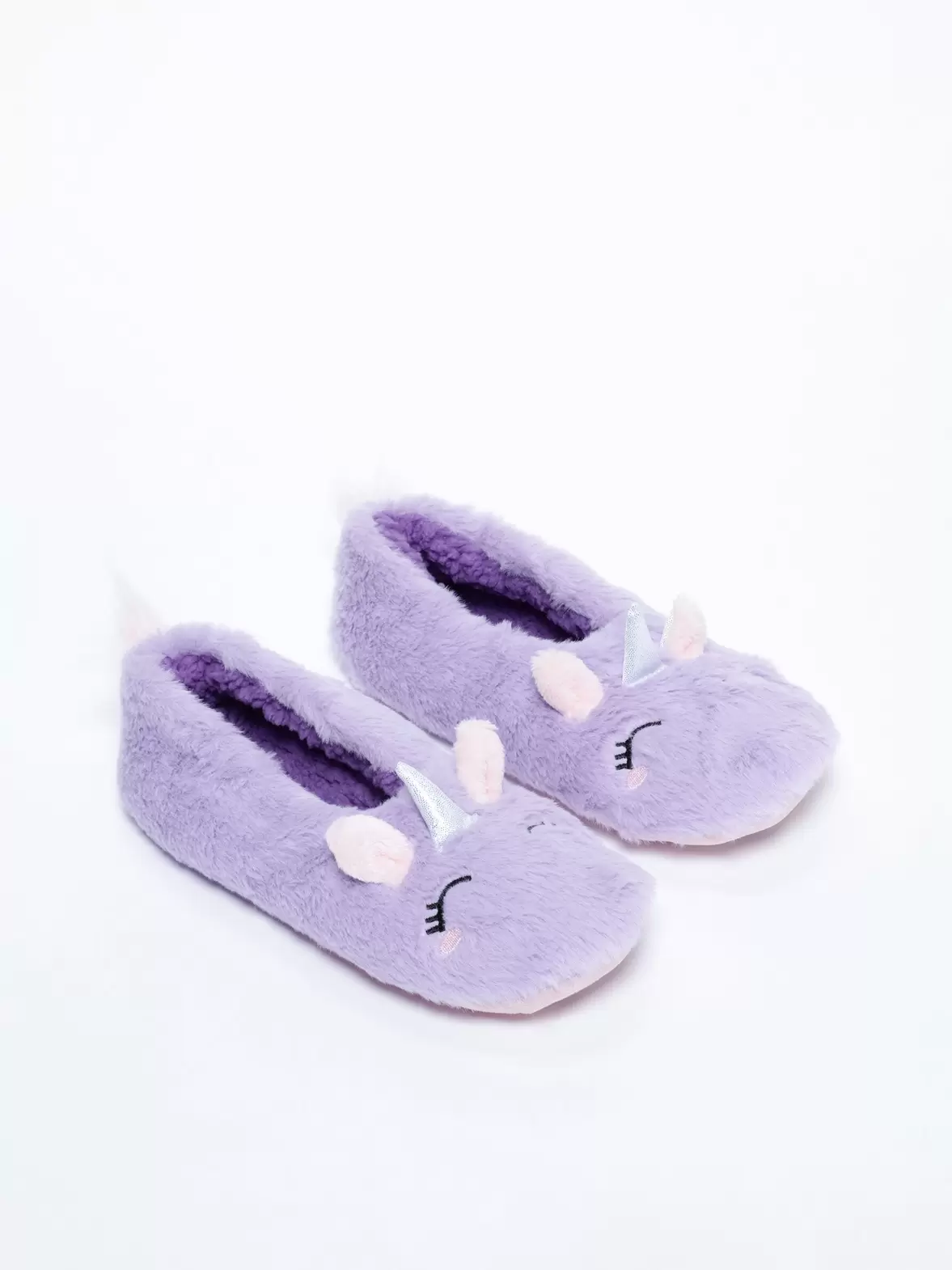 Soft Touch Unicorn Sock-Style Slippers offre à 129 Dh sur Lefties