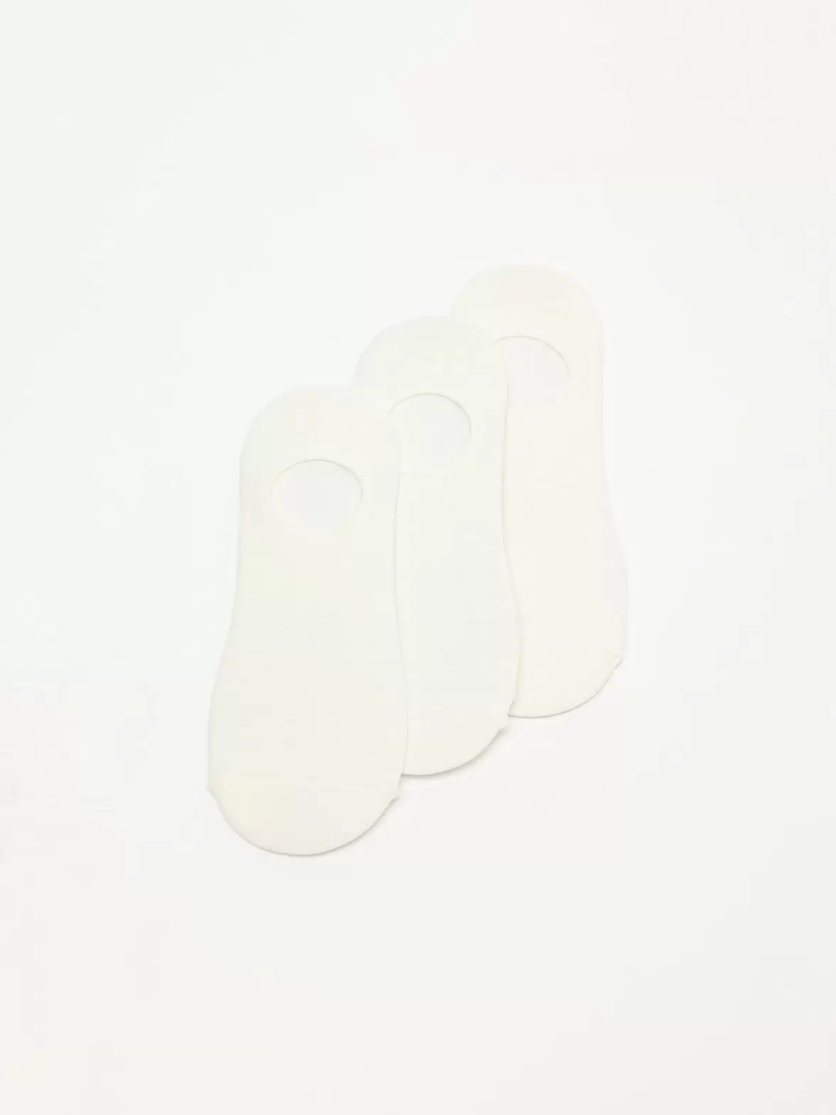 3-Pack Of No-Show Sports Socks offre à 69 Dh sur Lefties