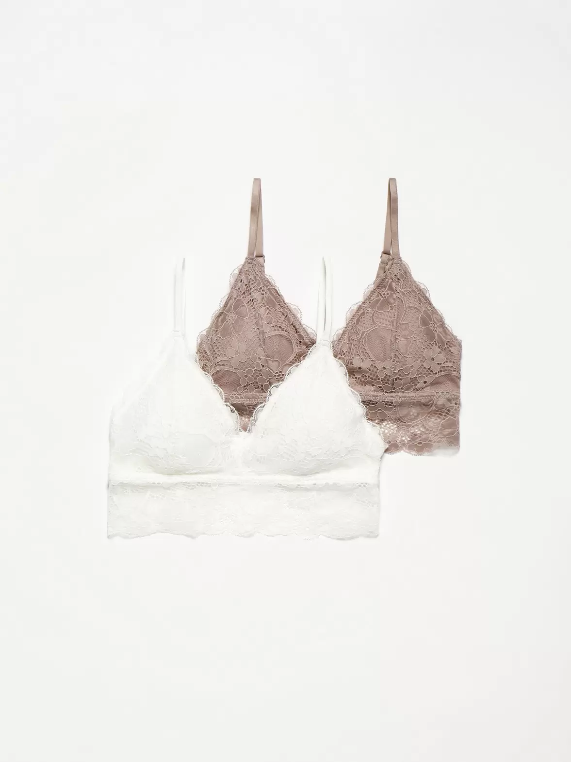 Pack Of 2 Lace Bras offre à 199 Dh sur Lefties