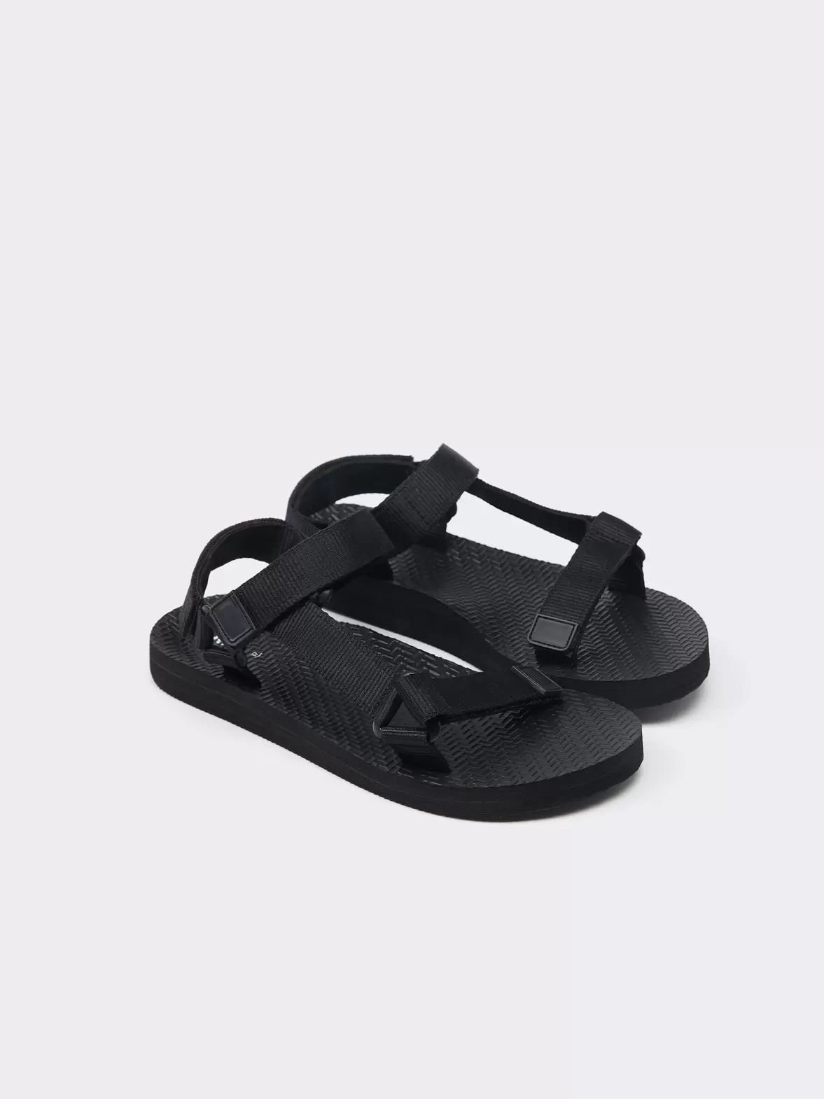 Sport Sandals offre à 229 Dh sur Lefties