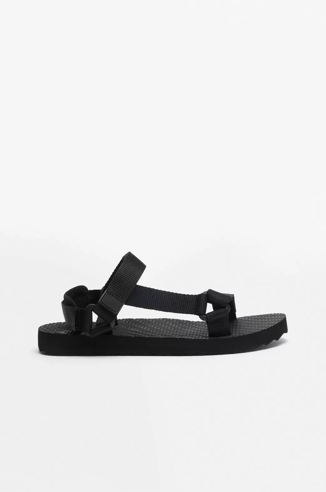 Sport Sandals offre à 229 Dh sur Lefties